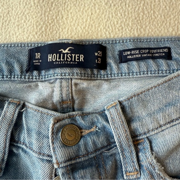 Hollister Denim - Hollister Blue Boyfriend Vintage Stretch Jeans distressed